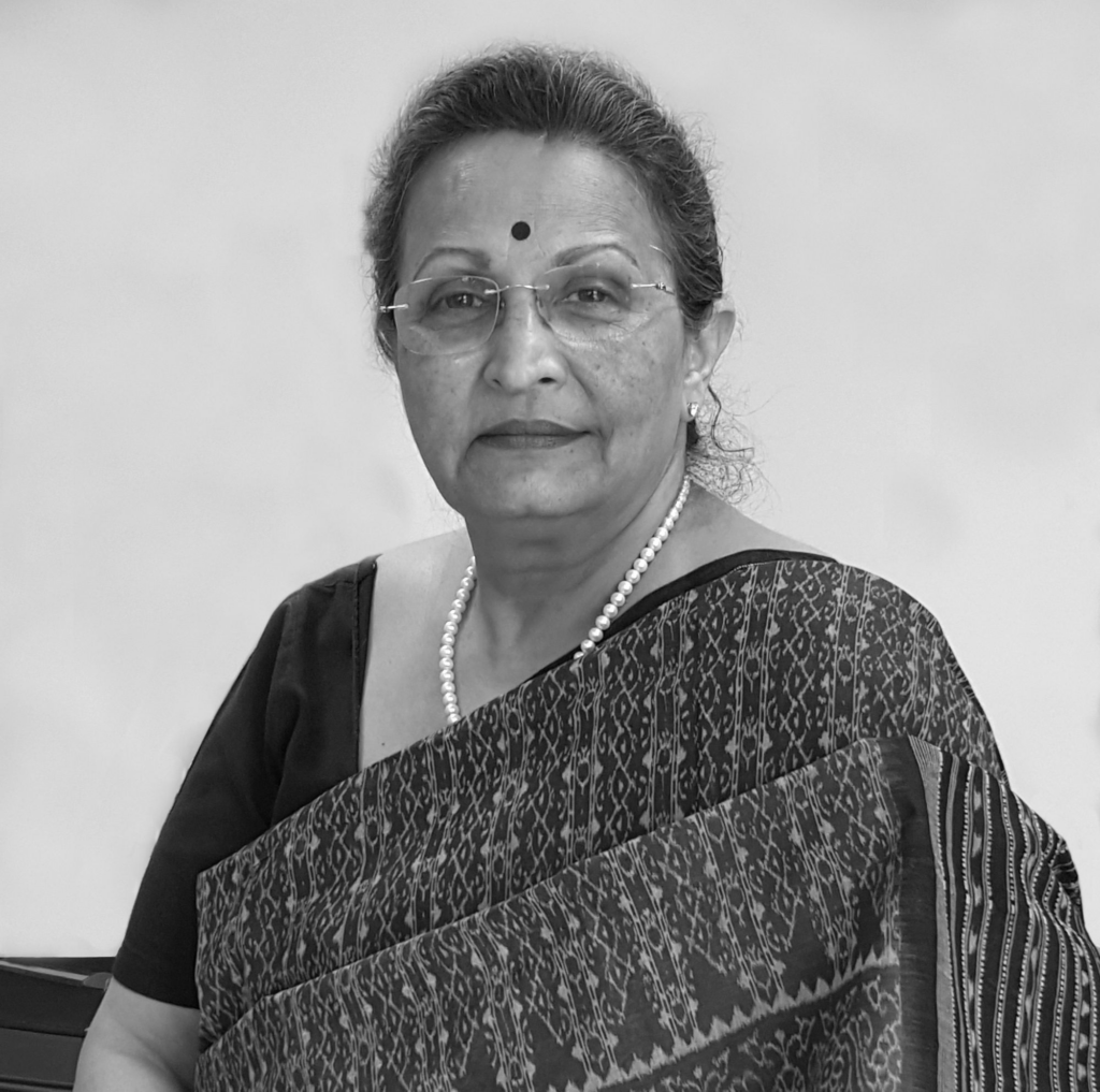 Renu Sud Karnad, HDFC Ltd